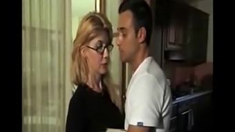Italian Beauty In A Retro Full Movie With Hot Anal Scenes